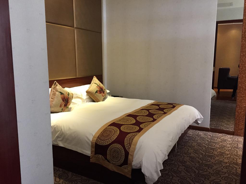 Shanghai Baron Business Bund Hotel Rom bilde